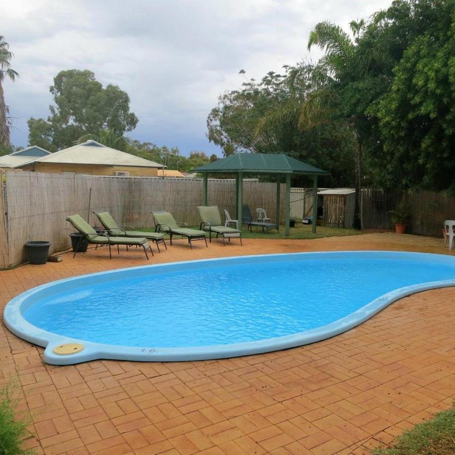 Kalbarri Inn Exterior photo